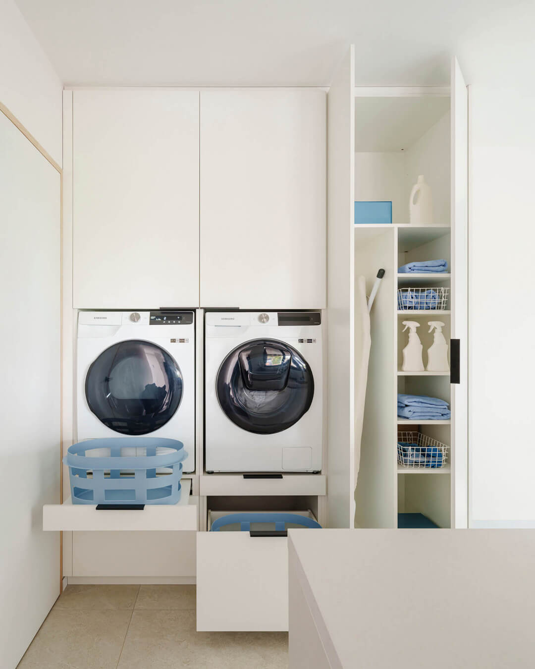 Custom Laundry Cabinet for the Laundry Room