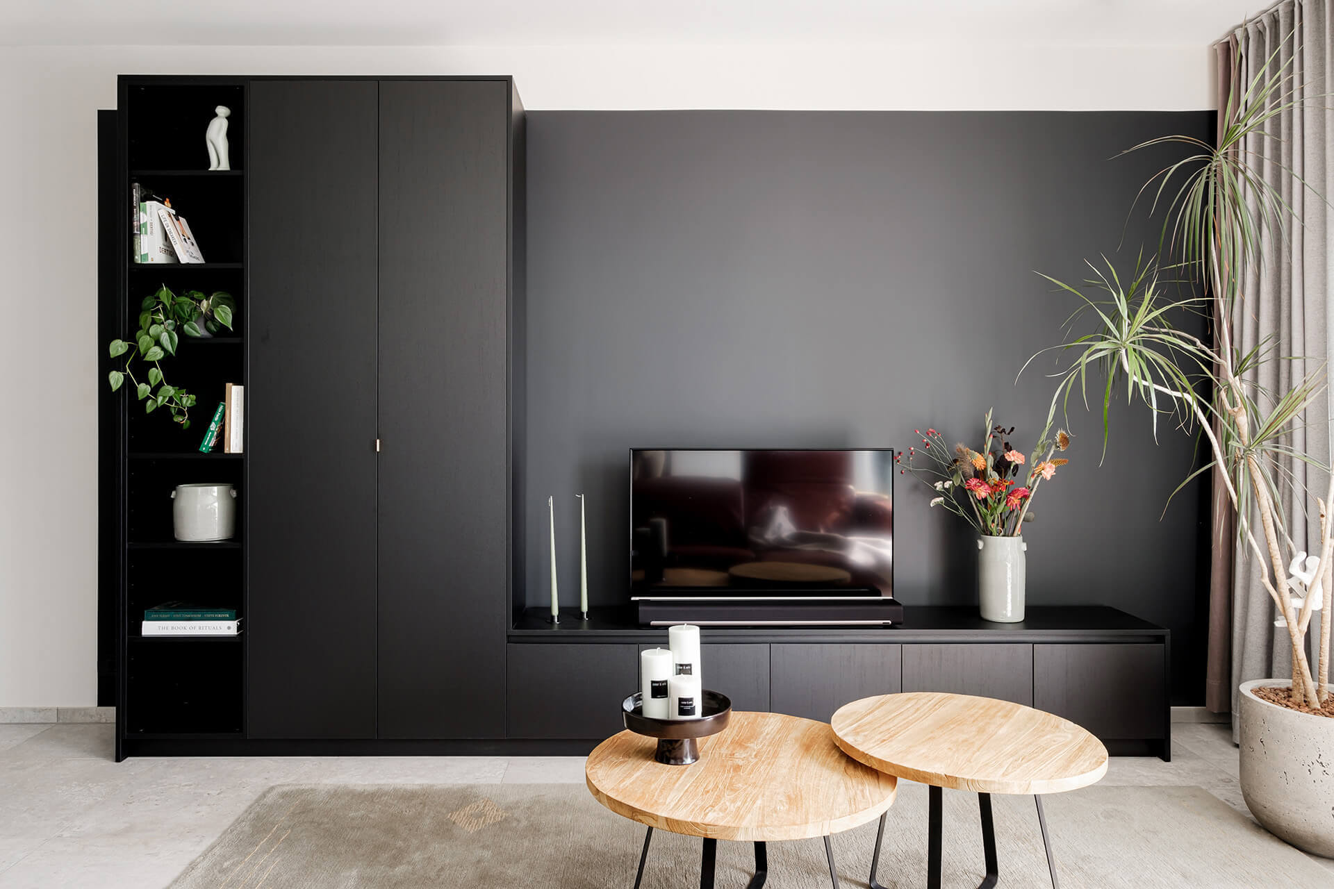 Bespoke living room with high-low wall unit